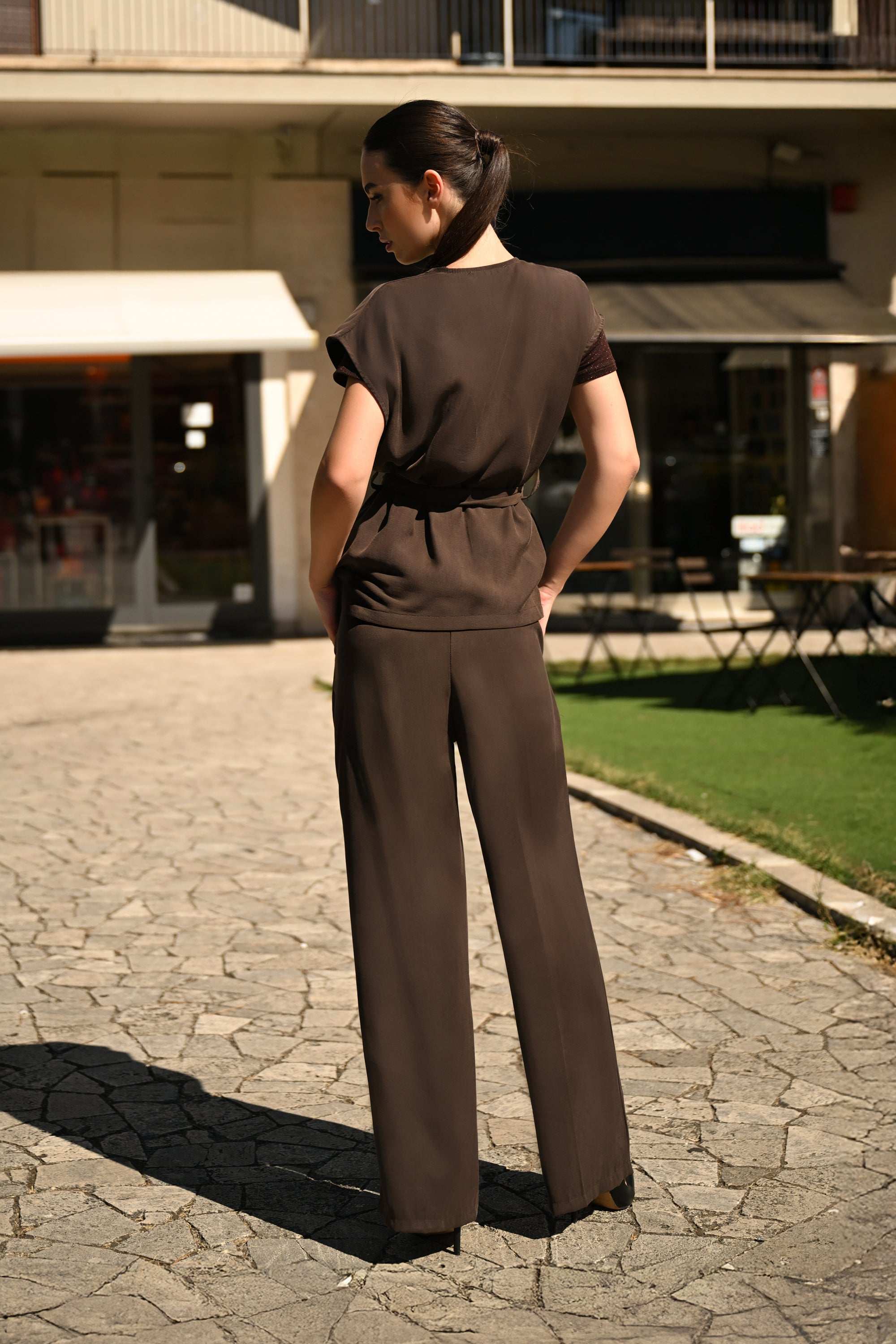Completo gilet e pantalone marrone scuro