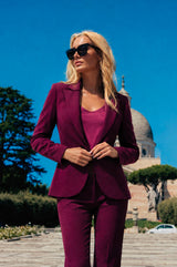 Tailleur Amarena - Giacca Sagomata Monopetto Pantalone Zampa Revers