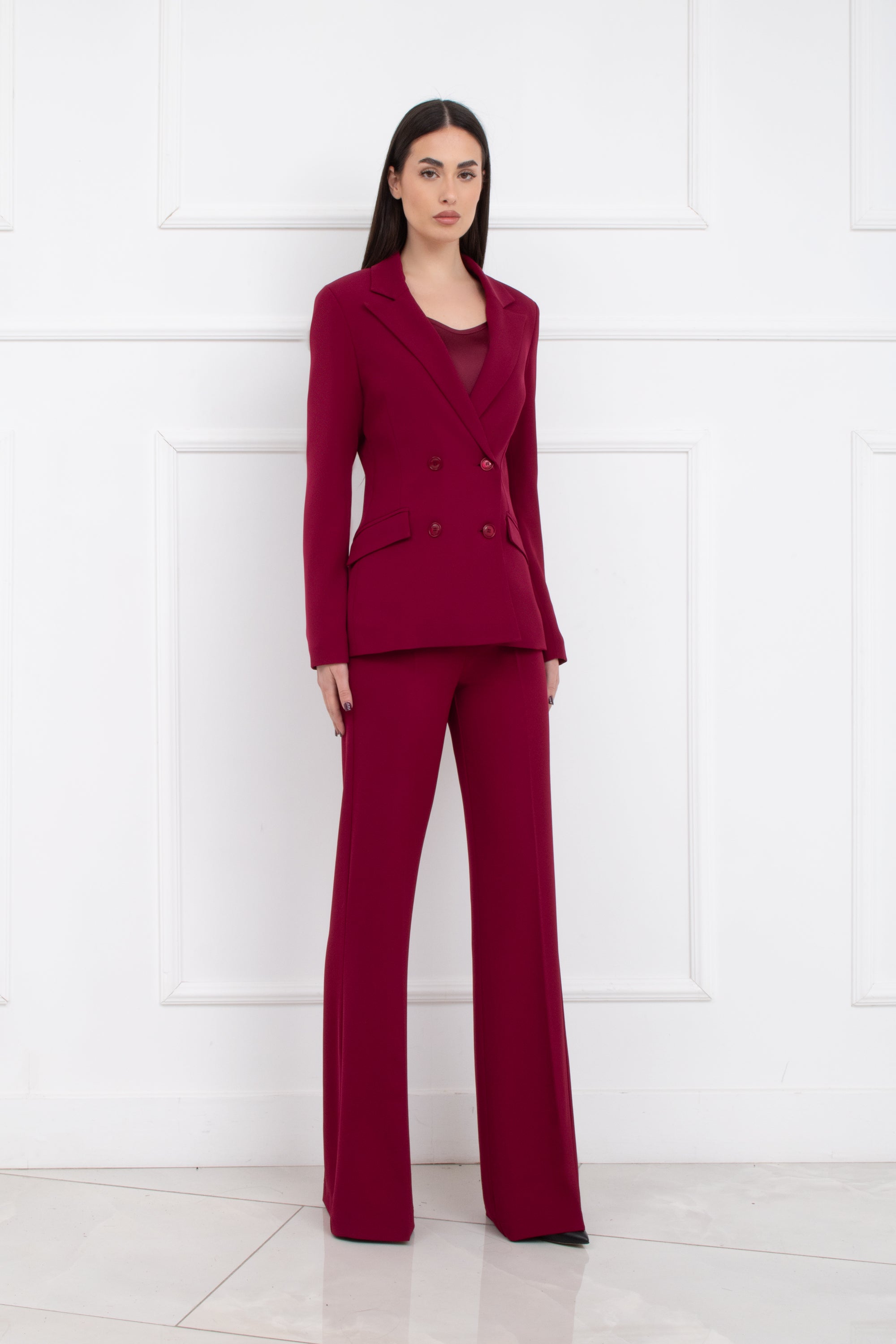 Tailleur completo doppio petto fluido rosso bordeaux