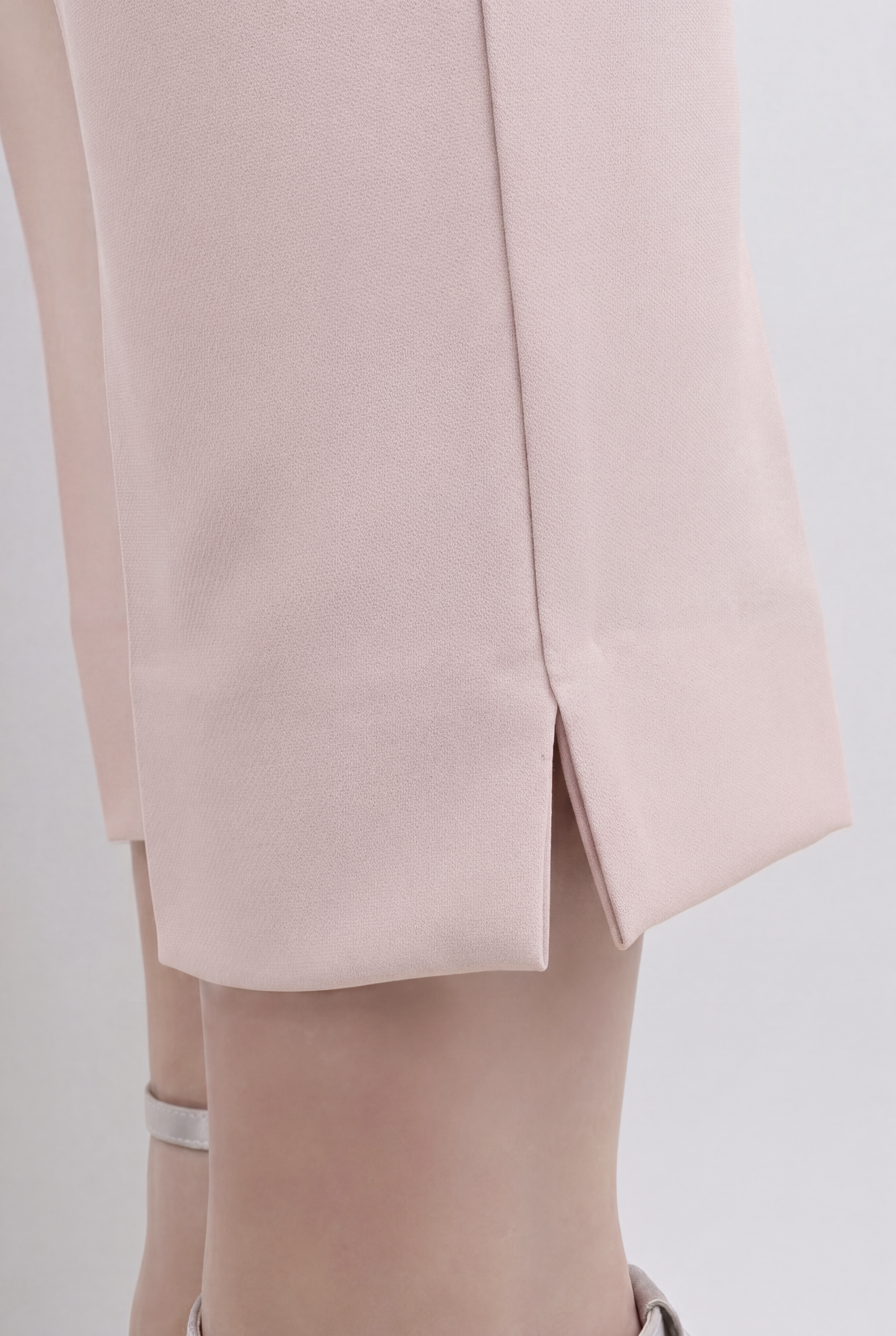 Tailleur Completo pantalone sigaretta rosa cipria