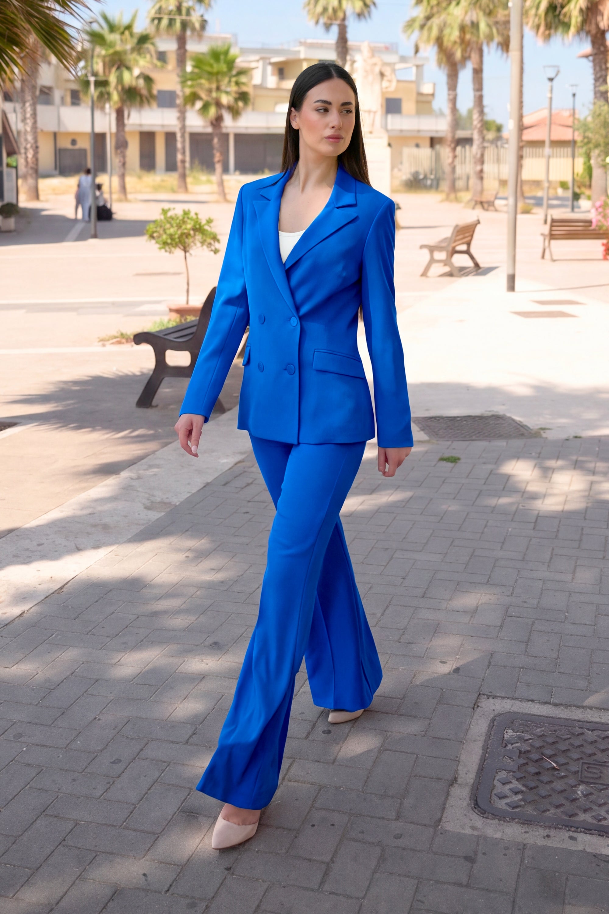 Tailleur Blu Royal - Giacca Doppio Petto Revers Pantalone Palazzo Fluido